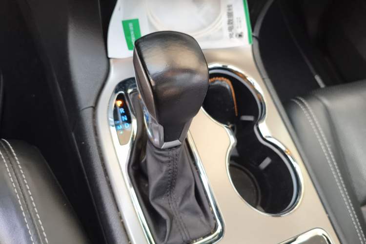 Used Jeep Grand Cherokee 2021 3.0L 80th Anniversary Edition Gear Lever