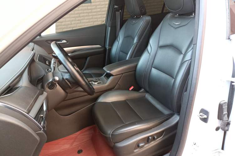 Used Cadillac XT4 2021 28T Two-Wheel Drive Leading Version