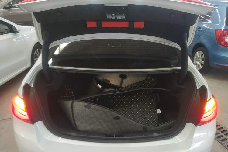 Used BMW 3 Series 2017 318Li Fashion Model