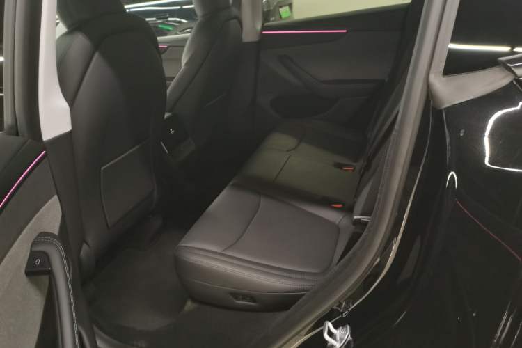 Used Tesla Model Y 2025 Rear-Wheel-Drive Version