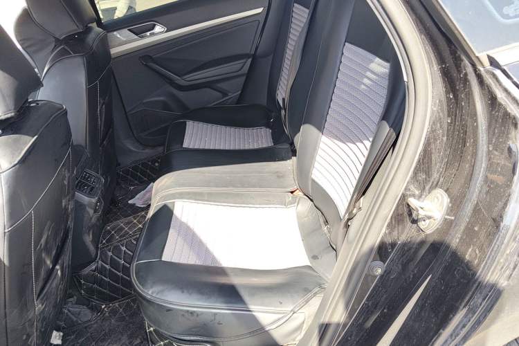 Used Volkswagen Lavida 2019 1.5L Automatic Vision Edition China VI Standard Left Rear Seat