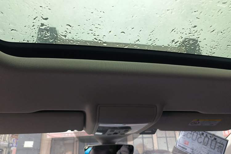 Used Volkswagen Viloran 2020 380TSI Prestige Edition Headliner