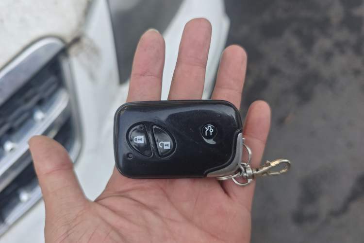 Used BYD S6 2012 2.0L Manual Luxury Version