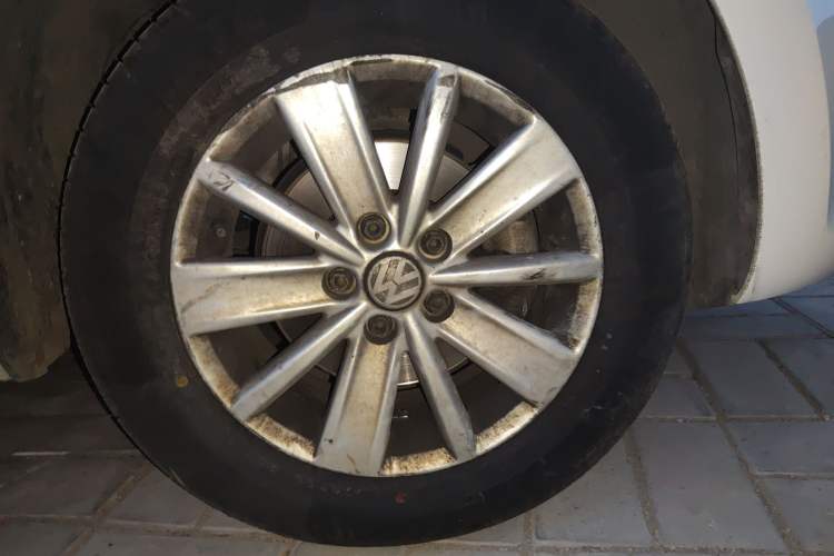 Used Volkswagen Jetta 2015 Value Edition 1.6L Manual Fashionable Style