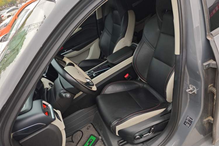 Used Lynk & Co 02 2019 High-Energy Edition 2.0T Automatic Two-Wheel Drive Shine Pro Edition China VI Standard
