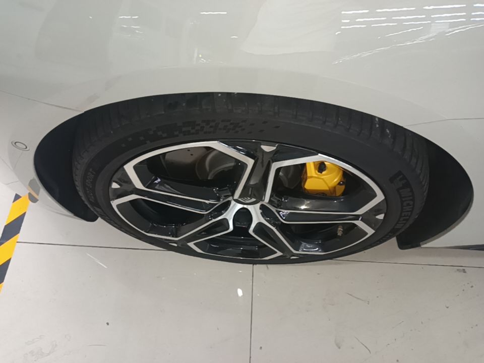 Xiaomi Auto SU7 2024 Four-Wheel Drive Ultra-Long Range Advanced Intelligent Driving Max Edition — снимка 10