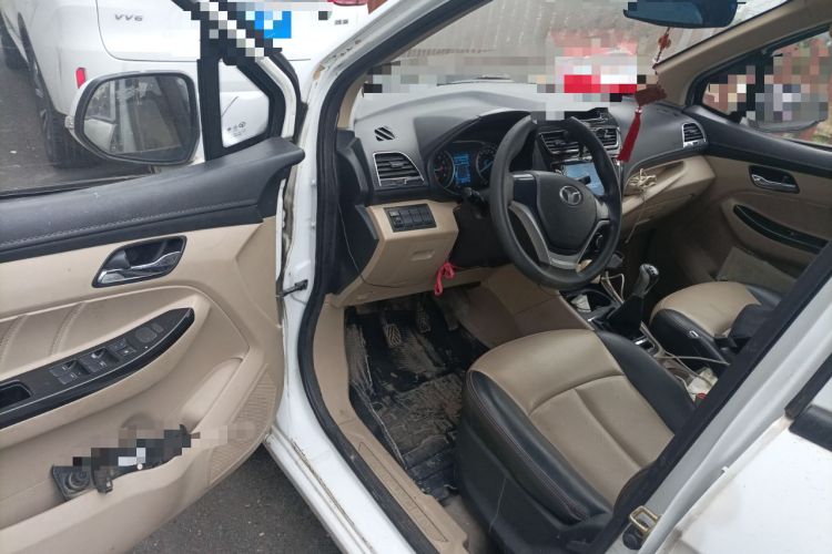 Used FAW Yingzhi 727 2016 1.5L Business Edition Driver Seat