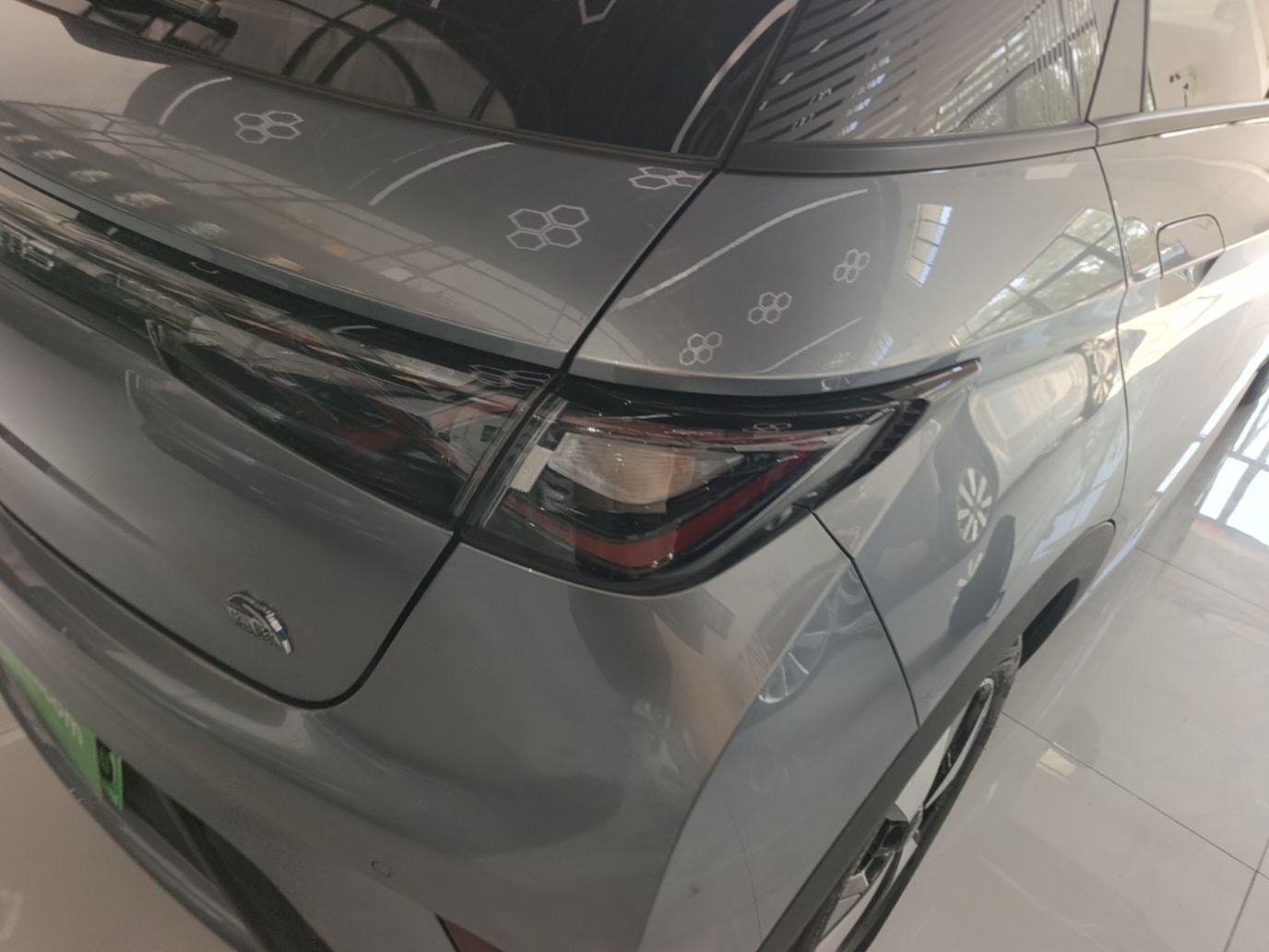 BYD Dolphin 2023 420 km Fashion Edition — снимка 9