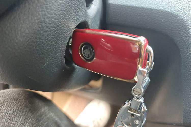 Used Skoda Rapid Spaceback 2016 1.6L Automatic Chuanxing Edition Vehicle Key