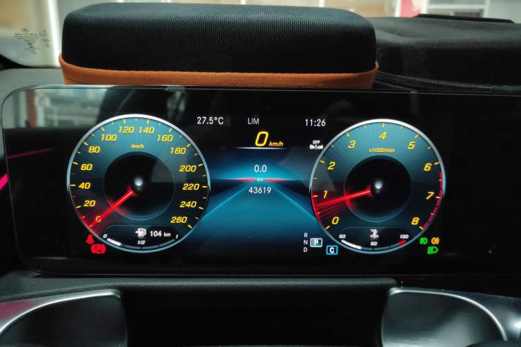 Used Mercedes-Benz GLB 2023 GLB 220 4MATIC Instrument Cluster