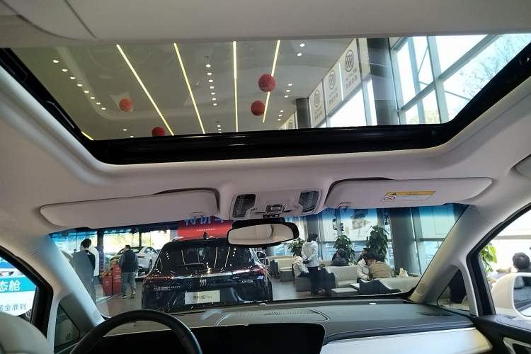 Used Buick GL8 New Energy 2024 Lu Zun Smart Edition 7-Seater