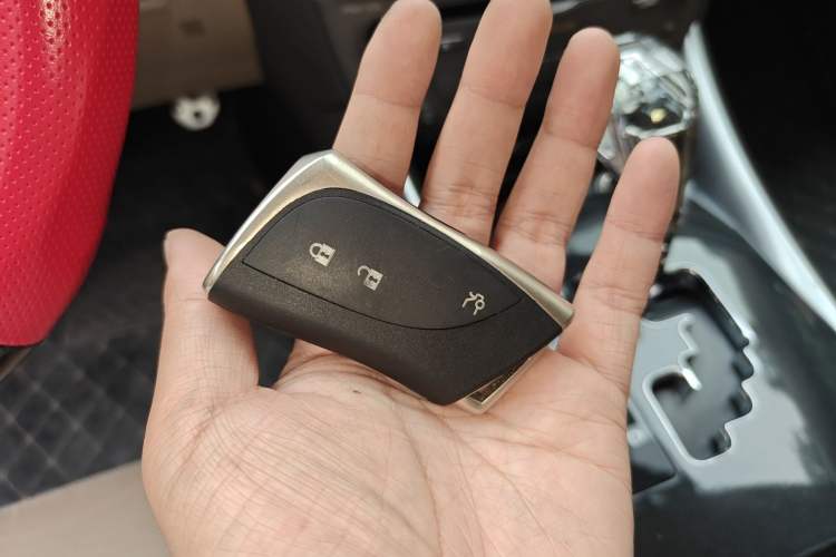 Used Lexus IS 2011 250 Sport Edition Vehicle Key