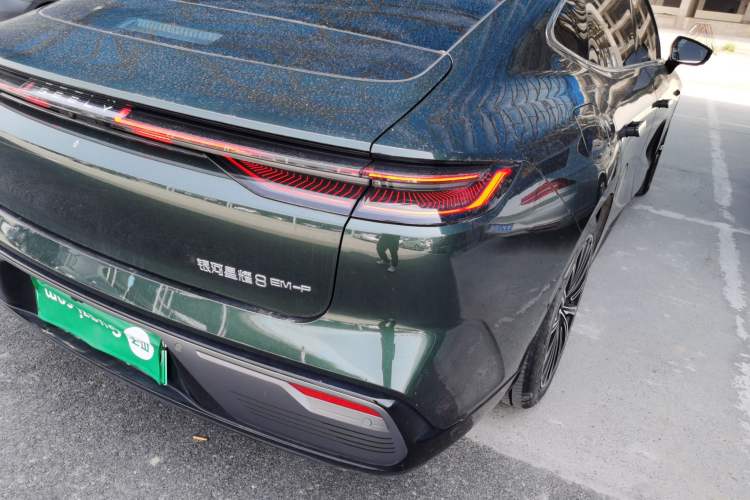 Used Geely Galaxy 8 2025 130km EM-P Starship Edition