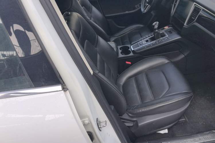 Used Zotye SR9 2017 2.0T Manual "Ultimate Light" Edition