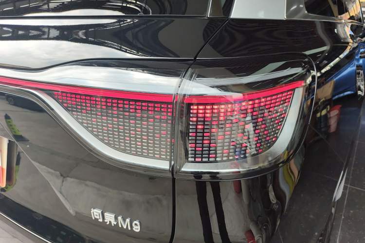 Used Hima AITO M9 2024 Range-Extended Max Edition 42 kWh 6-Seater Version