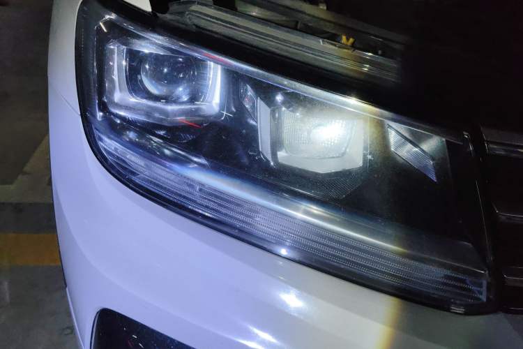 Used Volkswagen Tiguan L 2021 330TSI Automatic Two-Wheel Drive R-Line Enhanced Edition
