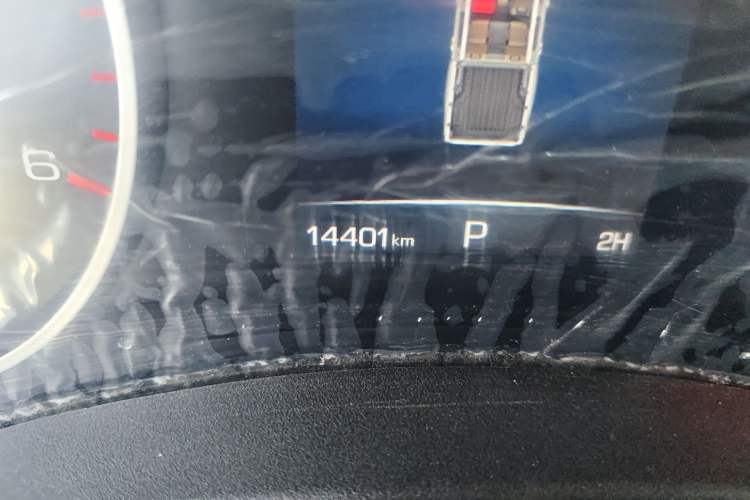 Used Great Wall Poer 2024 2.4T Commercial Version Automatic Diesel 4x4 Elite Edition Odometer Close Up