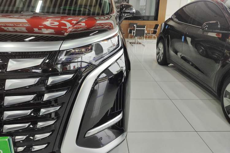 Used Denza D9 2024 DM-i 980 Four-Wheel Drive Prestige Model