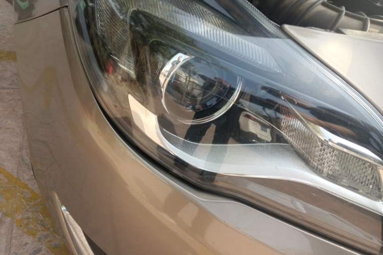 Used Buick Regal 2015 2.0L Leading Fashion Edition
