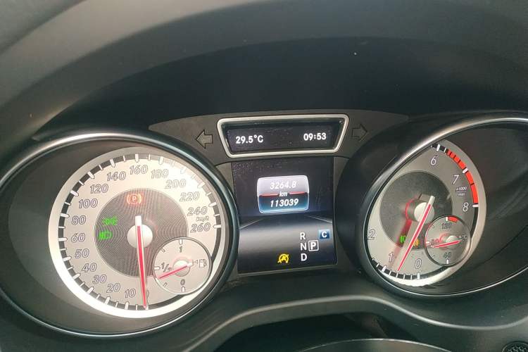 Used Mercedes-Benz GLA 2016 GLA 200 Sport Edition Instrument Cluster