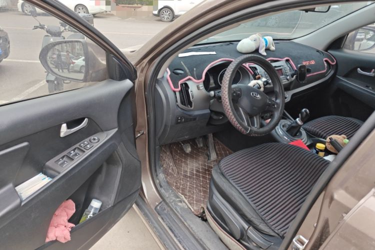 Used Kia Sportage R 2015 2.0L Manual Two-Wheel Drive GL Model Driver Seat