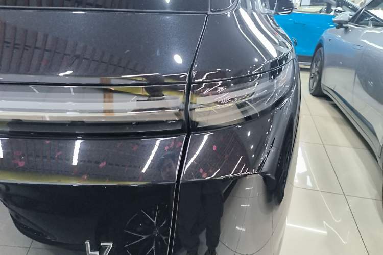 Used Li Auto L7 2023 Air model