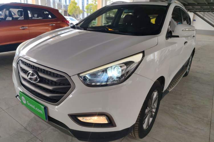 Used Hyundai ix35 2013 2.0L Automatic Two-Wheel Drive Smart GLS China IV Standard