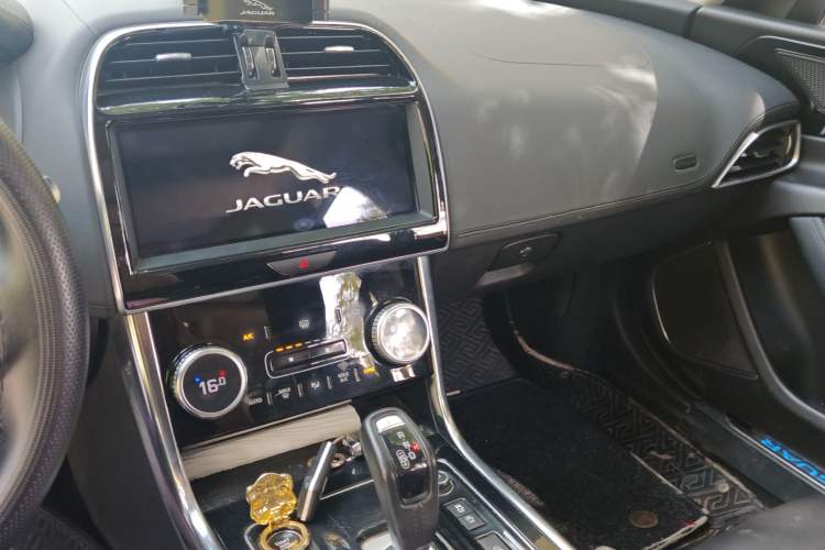 Used Jaguar XEL 2020 2.0T 250 PS SE Tech-Elegant Edition