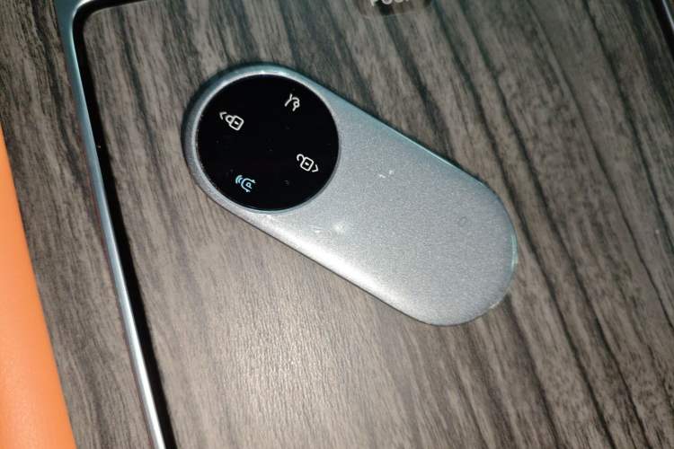 Used Hima AITO M9 2025 Extended-Range Ultra Version 52 kWh 6-Seater