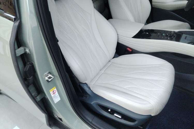 Used BYD Seal 06GT 2025 Intelligent Driving Version 605 Heatwave Edition Right Front Seat