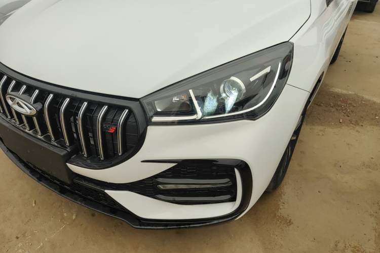 Used Chery Arrizo 5 2025 Excellence Version 1.5L Manual Fashion Edition
