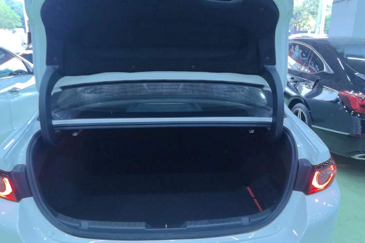 Used Mazda 3 Axela 2022 2.0L Automatic Premium Black Obsidian Edition
