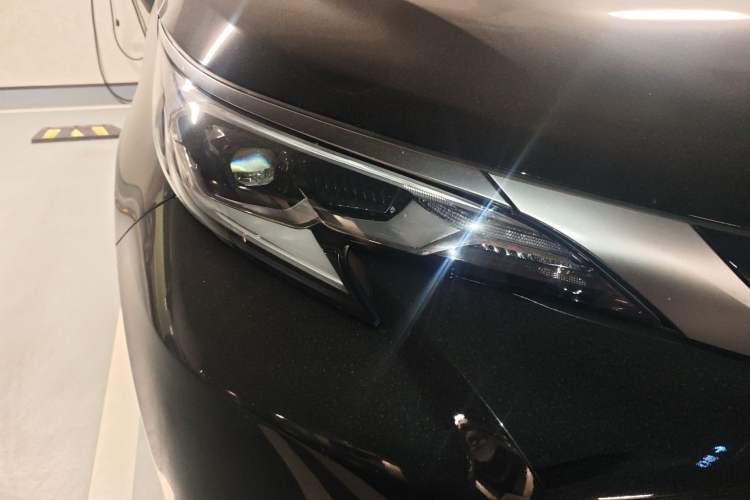 Used Toyota Sienna 2024 2.5L Hybrid Four-Wheel Drive Prestige Edition