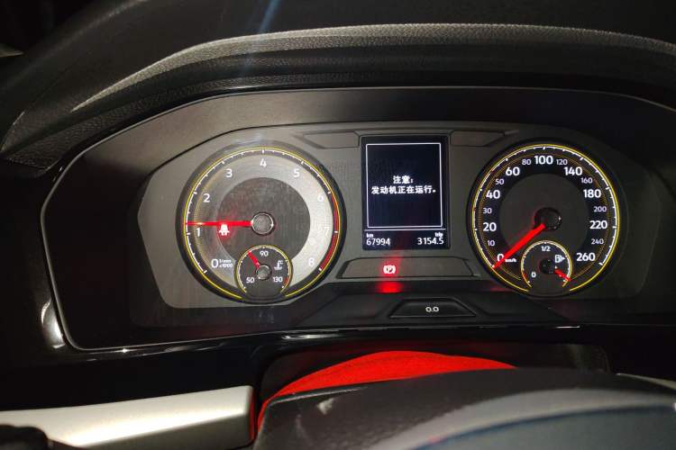 Used Volkswagen Lavida 2021 280TSI DSG Comfort Edition Odometer Close Up