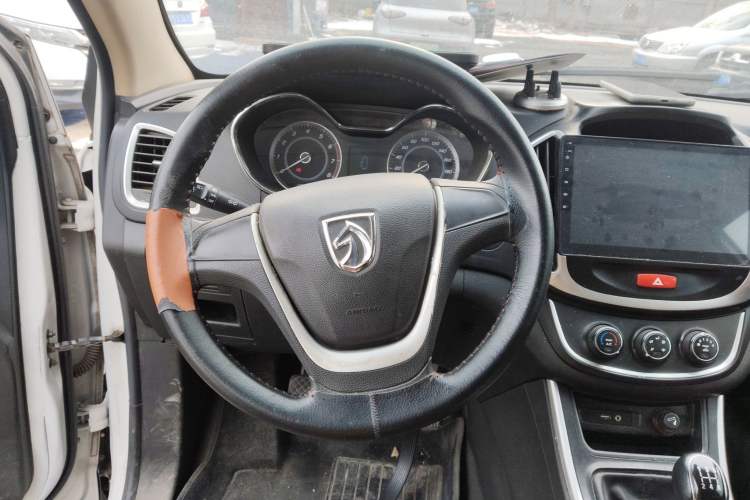 Used Baojun 560 2016 1.8L Manual Value Edition