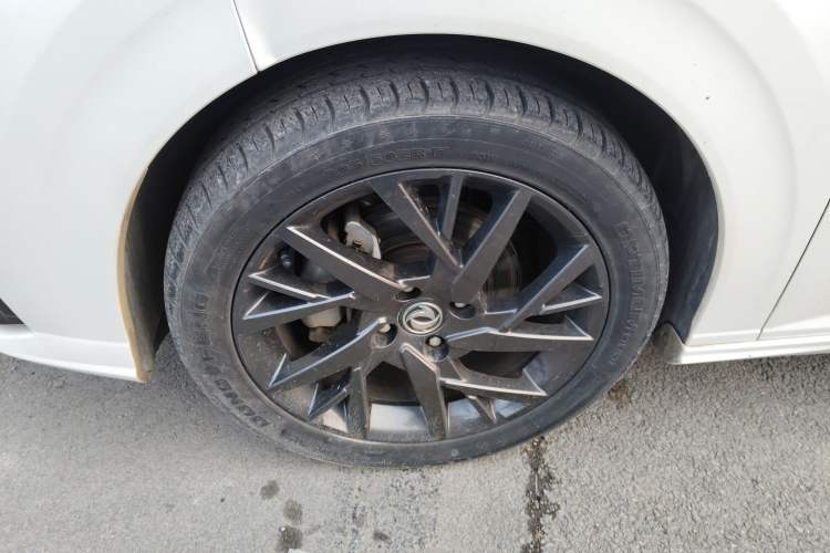 Used Dongfeng Aeolus Yixuan 2020 230T Automatic Cool Stylish Dark Knight Edition