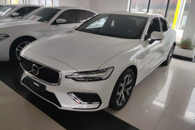Used Volvo S60 2025 B4 Zhiyi Luxury Edition