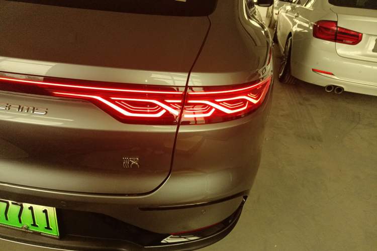 Used BYD Han 2024 DM-i Glory Edition 121KM Prestige Model
