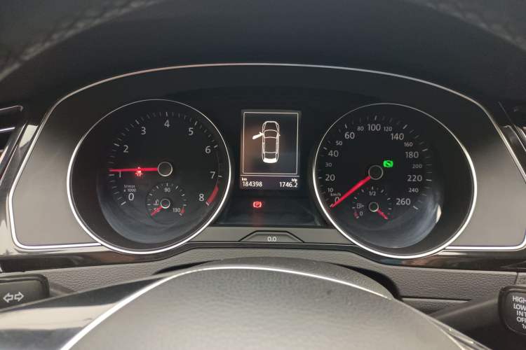 Used Volkswagen Magotan 2018 330TSI DSG Luxury Model Instrument Cluster