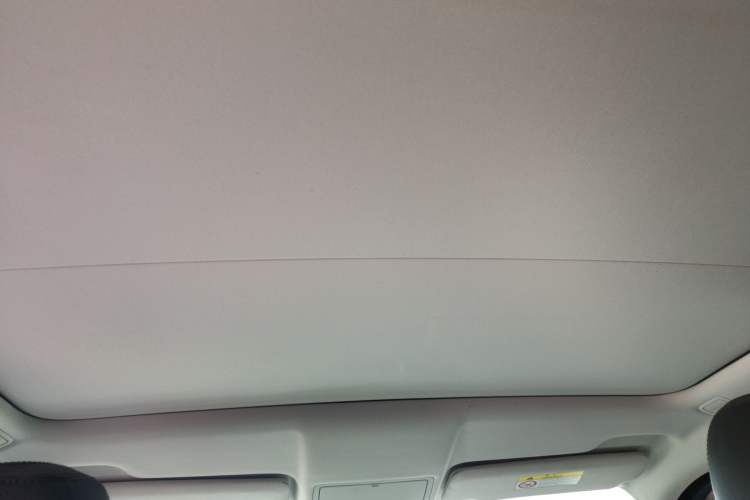 Used Land Rover Range Evoque 2018 240 PS SE Smart Brilliance Edition
