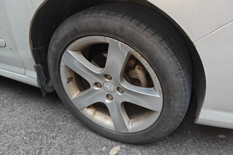 Used Peugeot 408 2013 2.0L Automatic Comfort Edition