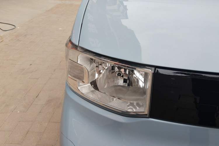 Used Wuling Hongguang MINIEV 2020 Enjoyment Model Lithium Iron Phosphate Right Front Headlight