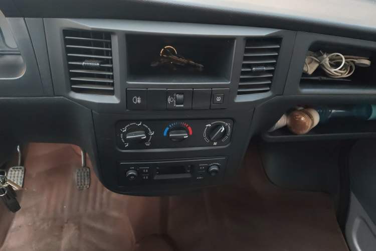 Used Wuling Zhiguang 2023 1.5L Practical Version 5/7 Seats
