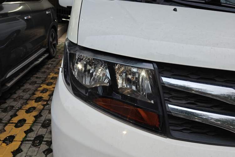 Used JAC Refine M3 2015 Maker Edition 1.6L Luxury Version