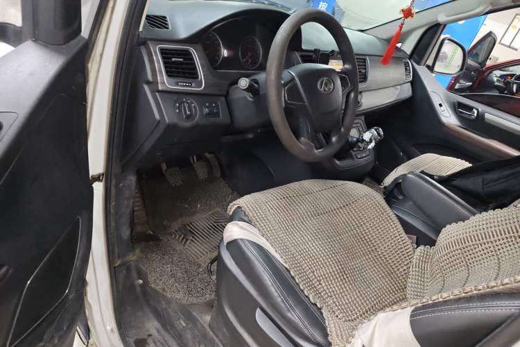 Used SAIC MAXUS G10 2016 1.9T Manual Elite Edition Diesel China V Standard