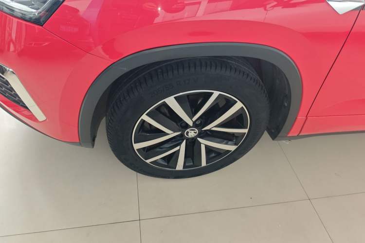 Used Skoda Kamiq 2020 GT TSI 230 DSG Comfort Edition China VI standard Left Front Wheel Hub