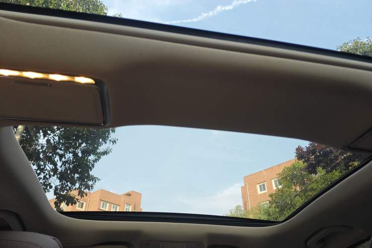 Used Mercedes-Benz E-Class 2021 E 300 L Luxury Model Headliner