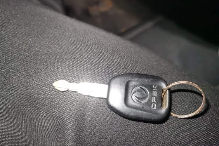 Used Dongfeng Fengon 330 2016 1.5L Manual Enjoyment Model DK15