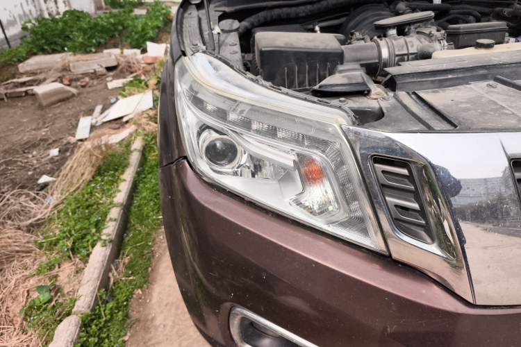 Used Nissan Navara 2017 2.5L Manual 4x4 Flagship Edition QR25