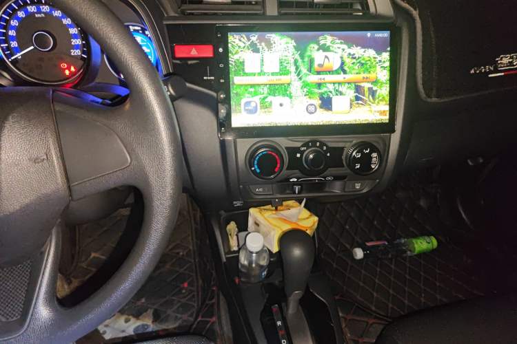 Used Honda Fit 2016 1.5L LXS CVT Comfort Sunroof Version
